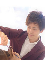 ���{ ���